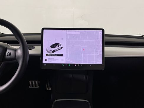 Used 2021 Tesla Model 3 Long Range image 16