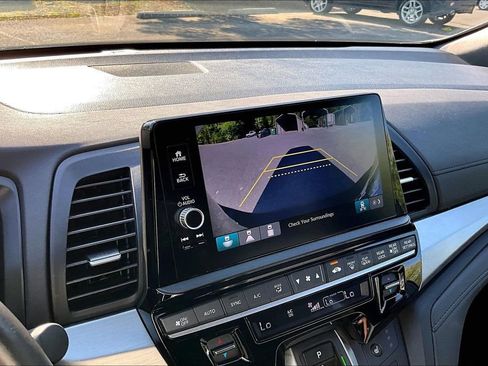 Used 2025 Honda Odyssey Sport-L image 12