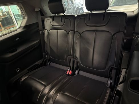 Used 2021 Jeep Grand Cherokee L Limited AWD/4WD image 15