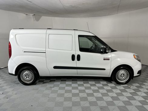 Used 2022 RAM ProMaster City Tradesman FWD image 9