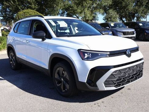 Certified 2026 Volkswagen Taos S FWD image 7