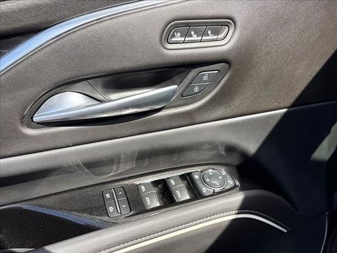 Used 2024 Cadillac Escalade ESV Sport image 21