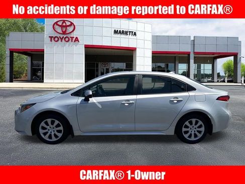 Certified 2025 Toyota Corolla LE image 2