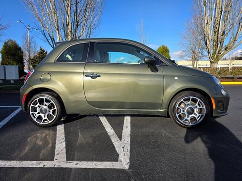 Used 2018 FIAT 500 Pop w/ Popular Equipment Package image 4