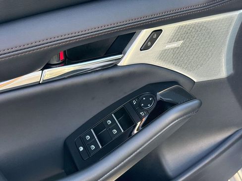 Used 2025 MAZDA MAZDA3 2.5 S Premium Package image 21