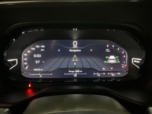 Used 2023 GMC Yukon XL Denali image 9