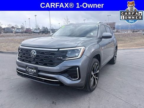 Used 2024 Volkswagen Atlas SEL Premium R-Line image 2