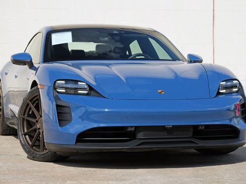 Used 2023 Porsche Taycan w/ Premium Package RWD image 4