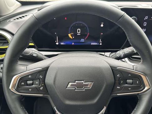 Used 2024 Chevrolet Trax ACTIV FWD image 27