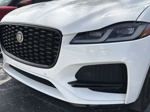 Used 2023 Jaguar F-PACE S image 4