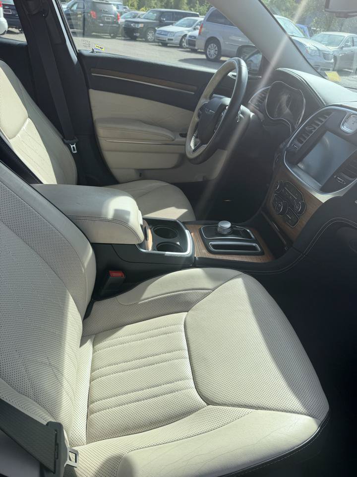 Used 2015 Chrysler 300 C Platinum w/ Light Group RWD image 14