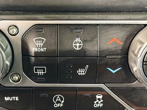 Used 2018 Jeep Wrangler Unlimited Sport S AWD/4WD image 20