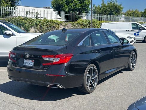 Used 2020 Honda Accord Sport image 9