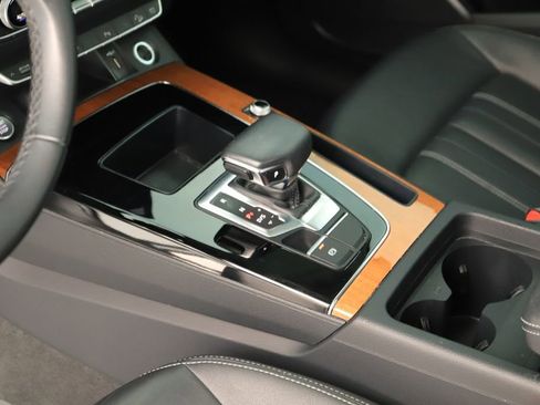 Certified 2023 Audi Q5 2.0T Premium w/ Convenience Package image 17