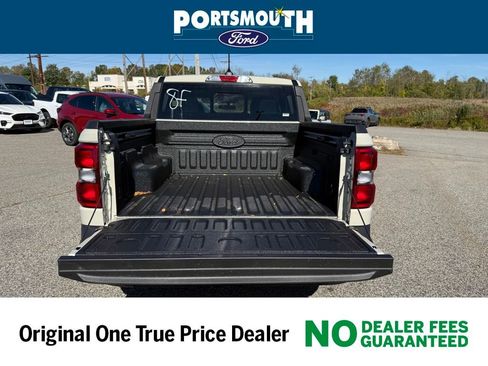 New 2025 Ford Maverick Lariat w/ 4K Tow Package image 12