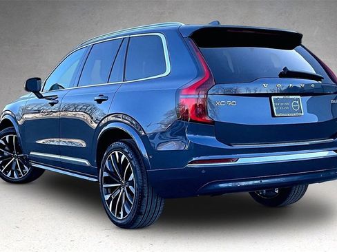 Certified 2026 Volvo XC90 B6 Plus w/ Protection Package Premier image 4