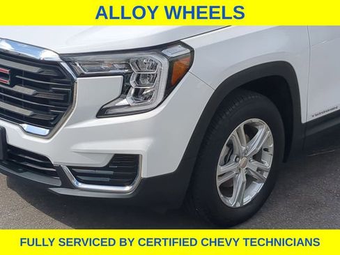 Used 2023 GMC Terrain SLE w/ Driver Convenience Package AWD/4WD image 15