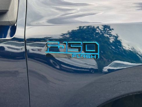 Used 2025 Ford F150 Lightning Flash AWD/4WD image 11