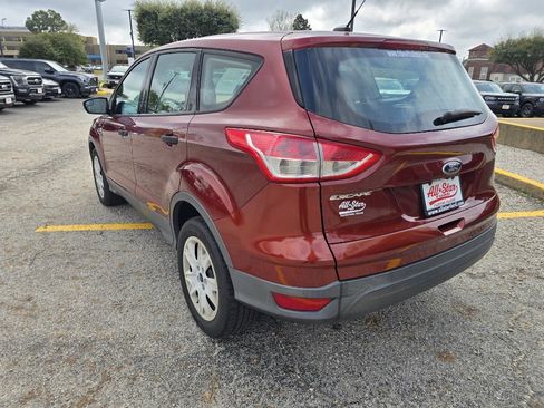 Used 2016 Ford Escape S image 7