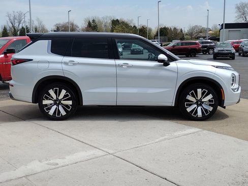 New 2026 Mitsubishi Outlander SEL AWD/4WD image 15