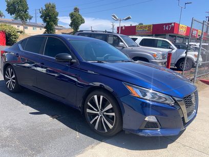 Used 2021 Nissan Altima 2.5 SR w/ SR Premium Package