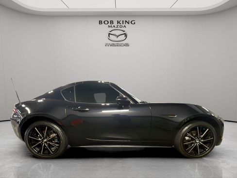 Used 2025 MAZDA MX-5 Miata RF Grand Touring w/ Weather Package RWD image 6