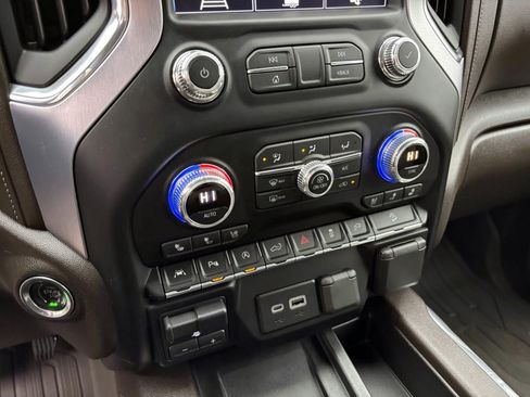 Used 2020 GMC Sierra 1500 SLT w/ SLT Premium Plus Package image 23