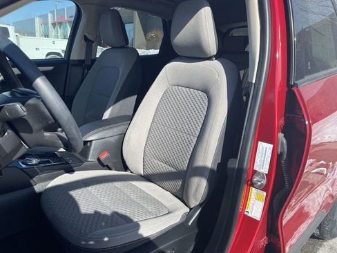 Used 2020 Ford Escape SE image 15