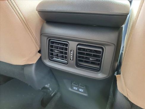 Used 2025 Toyota RAV4 XLE w/ Convenience Package FWD image 17