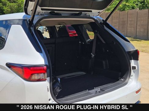 New 2026 Nissan Rogue SL AWD/4WD image 18