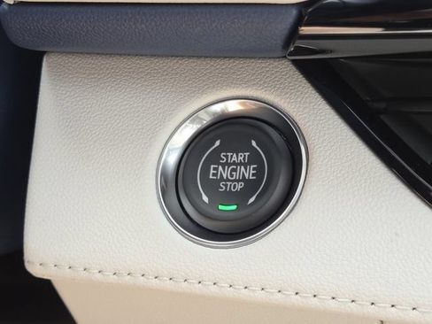 New 2026 Buick Enclave Avenir w/ Super Cruise Package FWD image 17