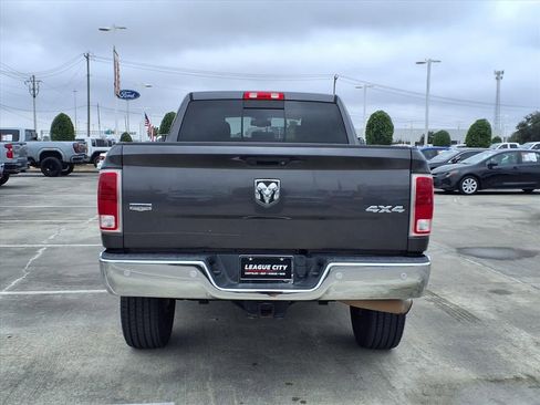 Used 2018 RAM 2500 Laramie w/ Convenience Group image 6