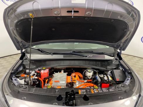 Used 2023 Chevrolet Bolt EUV Premier image 23