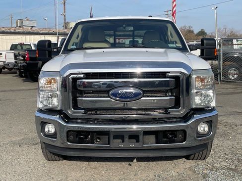 Used 2011 Ford F250 Lariat w/ Lariat Interior Pkg image 8