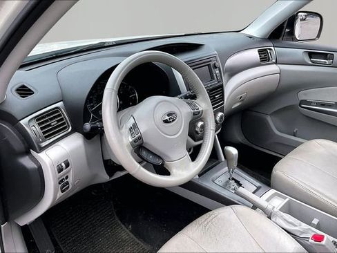 Used 2013 Subaru Forester 2.5X Limited AWD/4WD image 12