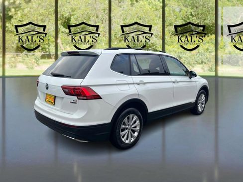 Used 2018 Volkswagen Tiguan S w/ 3rd Row Seat Package image 5