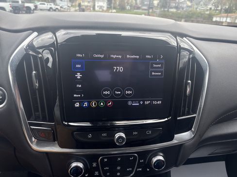 Used 2023 Chevrolet Traverse LT image 26