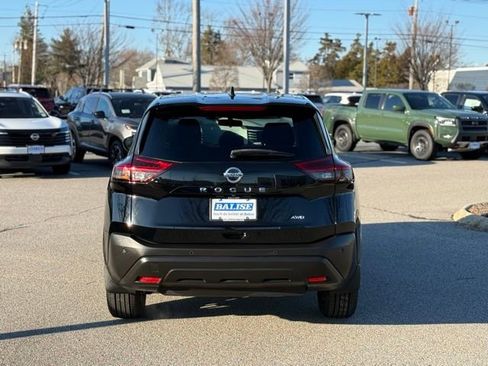 Used 2021 Nissan Rogue S image 6