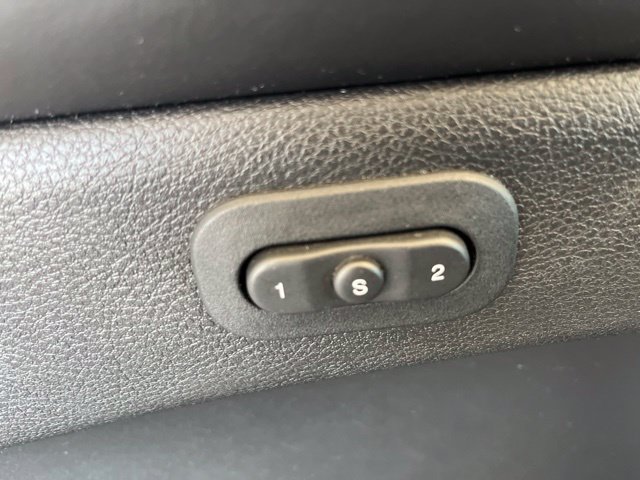 Used 2018 Dodge Durango SRT w/ Technology Group AWD/4WD image 41