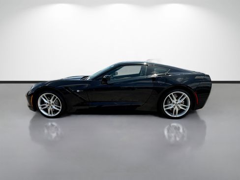 Used 2019 Chevrolet Corvette Stingray Coupe w/ 1LT RWD image 6