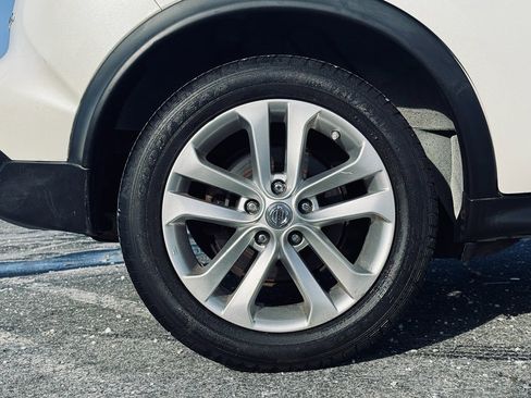 Used 2015 Nissan Juke SV w/ Cold Weather Package image 25