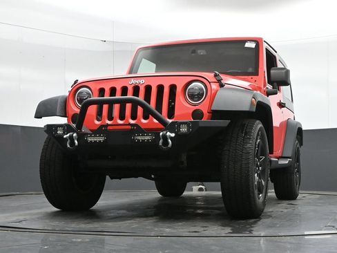 Used 2013 Jeep Wrangler Sport AWD/4WD image 31