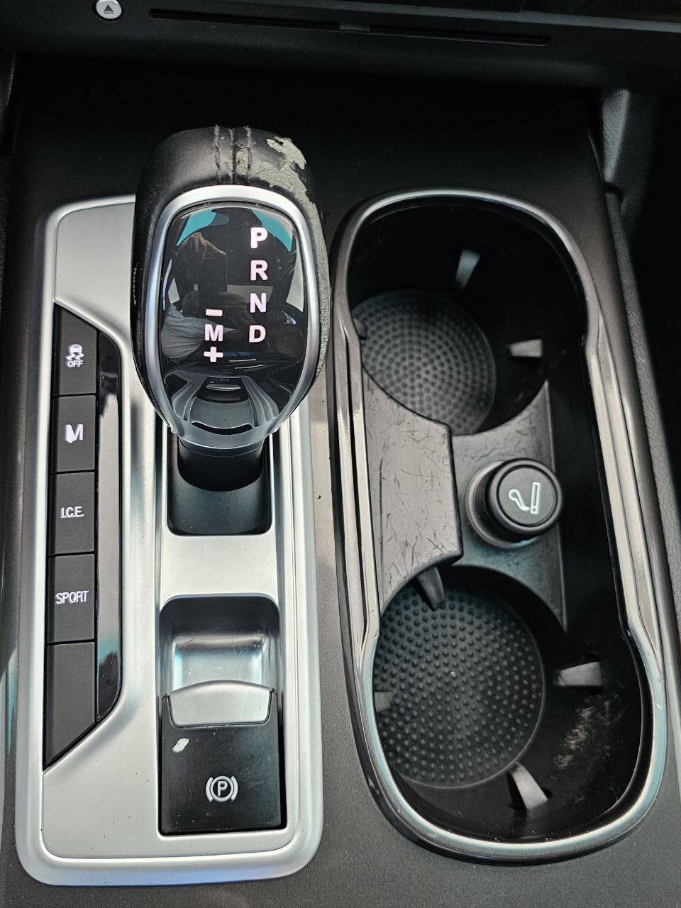 Used 2014 Maserati Ghibli RWD image 28