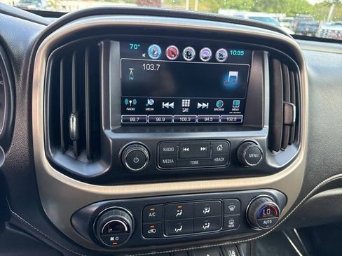 Used 2018 GMC Canyon Denali image 21
