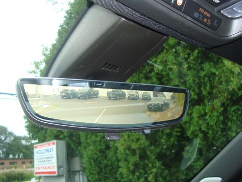 Used 2023 Cadillac XT6 Sport image 20