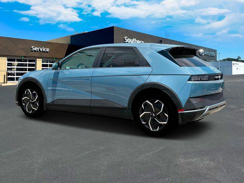 New 2024 Hyundai Ioniq 5 SEL image 4