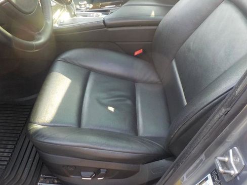 Used 2011 BMW 528i Sedan RWD image 16