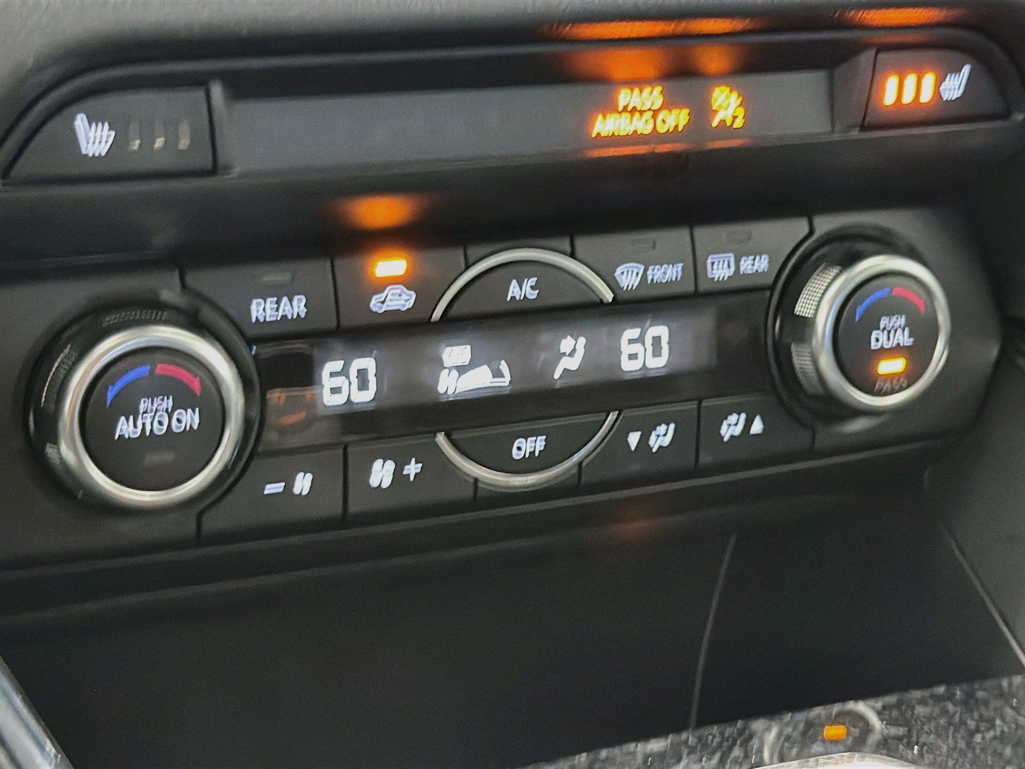 Used 2018 MAZDA CX-9 Touring FWD image 10