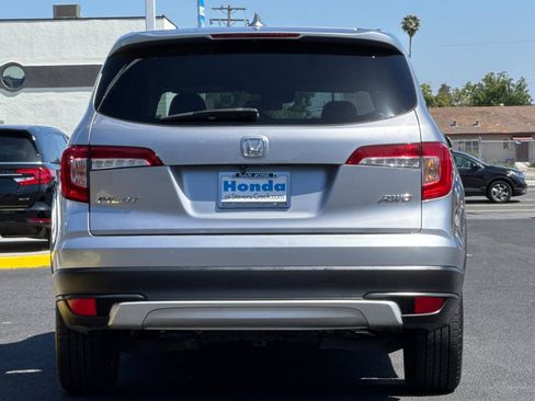 Used 2021 Honda Pilot EX image 9