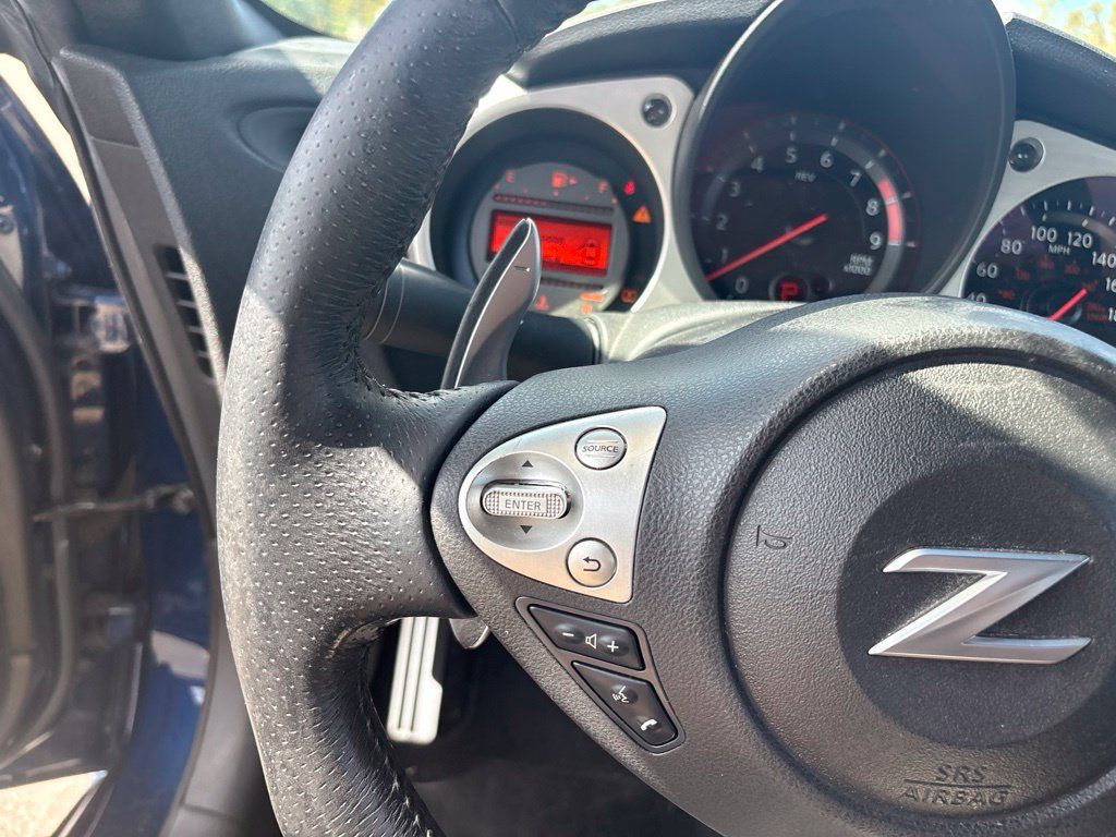 Used 2013 Nissan 370Z Touring w/ Sport Pkg RWD image 27